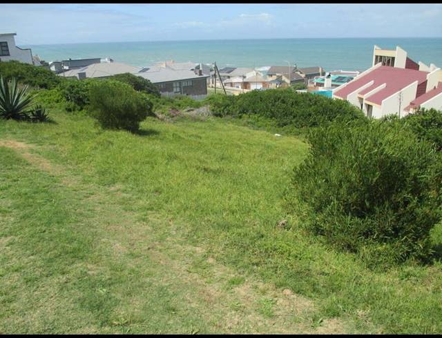 LAND FOR SALE IN DANA BAY